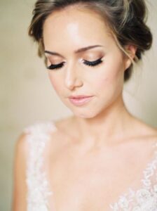 Haz tu propio maquillaje de novia